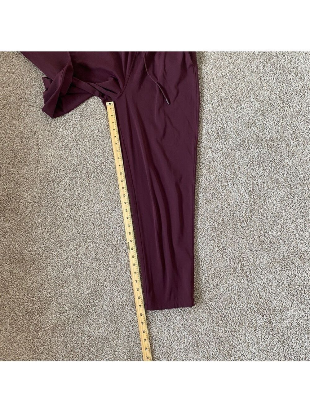 Lululemon Keep Moving 7/8 Pant High Rise Size 8 Cassis Full-On Luxtreme - Picture 14 of 14